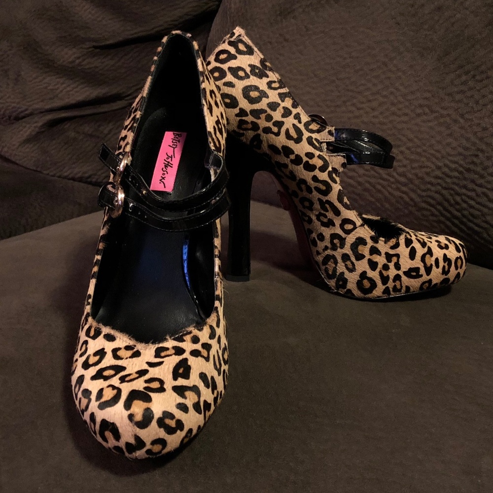 Betsey Johnson TEASE-P